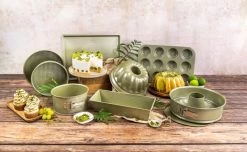 Moule 12 Muffins Green Vision 13 Moule 12 Muffins Green Vision -Entrez dans ma vaisselle. 076ff60b97754cabaa60e4139f7a9d7a 3