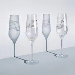 Flûtes à Champagne Vent II (lot De 2) -Entrez dans ma vaisselle. 1000276928 210625 15472600478 MOOD DETAILS P000000001000276928 mood