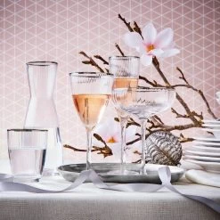 Coupe De Champagne GOLDEN TWENTIES 15 Coupe De Champagne GOLDEN TWENTIES -Entrez dans ma vaisselle. 1000333326 220218 024 MOOD DETAILS P000000001000333326 mood