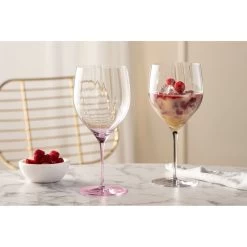 Leonardo Verres à Cocktail Poesia (lot De 6) 17 Leonardo Verres à Cocktail Poesia (lot De 6) -Entrez dans ma vaisselle. 1000347084 220510 020 MOOD DETAILS P000000001000347084 mood