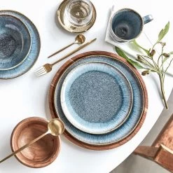 Assiette HILDA -Entrez dans ma vaisselle. 1000365113 230704 021 MOOD DETAILS P000000001000365113 mood