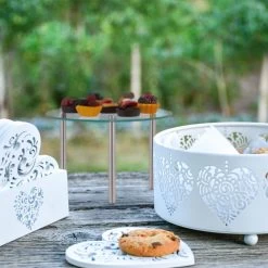 3x Plateaux-à-gâteaux 10 3x Plateaux-à-gâteaux -Entrez dans ma vaisselle. ba3ddc6e1ba947e6a668b3b6ece9e907